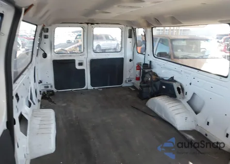 2008 Ford E-350 Super Duty Commercial/Recreational from USA, damaged, VIN 1FTSS34L88DA84811